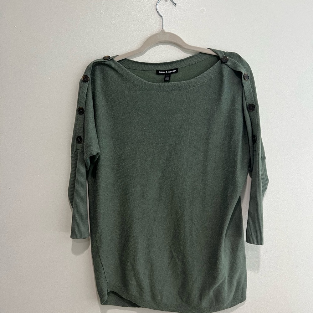 Cable & Gauge Forest Green Button-Accent Sweater